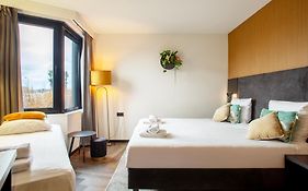 Hotel Lowietje  4*